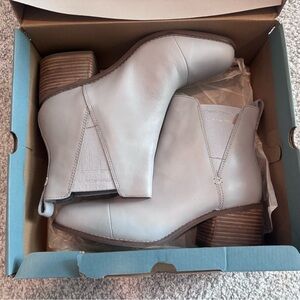 Women's Tom’s Gray Ankle Boots